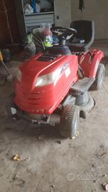 trattorino idrostatico rasaerba