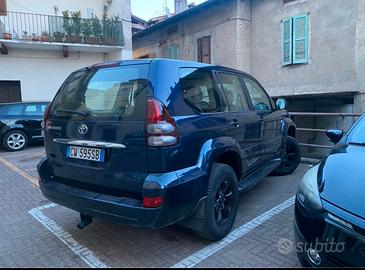 Toyota land cruiser kdj 120