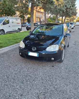 VW Golf V 1.6 GPL