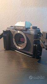 Fujifilm X-T200
