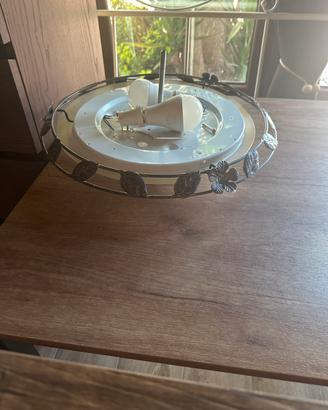 Lampadario in ferro battuto