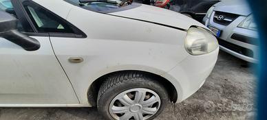 FIAT GRANDE PUNTO 2007 - PARAFANGO DESTRO