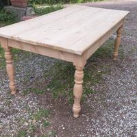 Tavolo in abete 