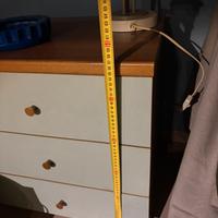 Comodino con 3 cassetti e rotelle verde chiaro