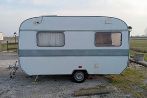Caravan 4 posti