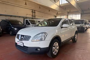 Nissan autocarro