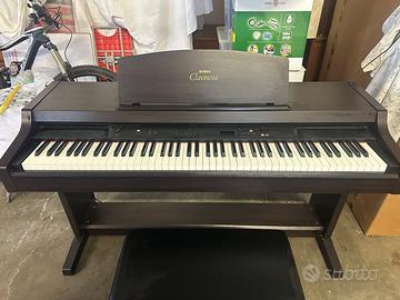 Pianoforte digitale Yamaha Clavinova CLP-820