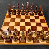 Scacchi Anri”Nefertiti Legno “Scolpito e dipinto