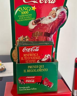 Coca-Cola espositore in cartone concorso camion