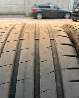 Pirelli p0 285/40 R22