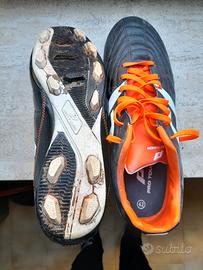 scarpe da calcio, baseball o softball