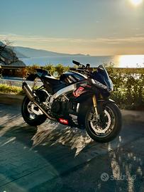 Aprilia Tuono v4 Factory
