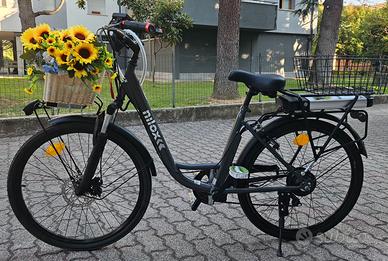 Bici elettrica da donna usata in garanzia
