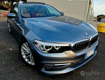 BMW 520D LUXURYLINE G31 190CV FULL SERVICE BMW 