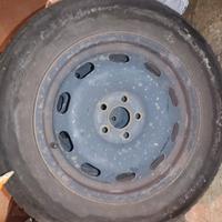 GOMME ESTIVE 195/65 R15 91V CON CERCHIO 