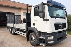 Man TGM 22.290 6x2 - Km 263.000 pianale con rampe