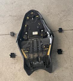 Sella Monoposto flaggata italia DUCATI 821