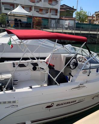 Barca quicksilver 620 cabin 6,40 metri