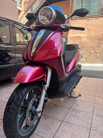Beverly tourer 300 i.e.