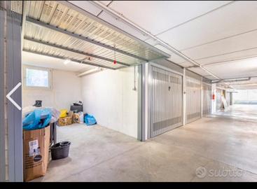 Garage/box