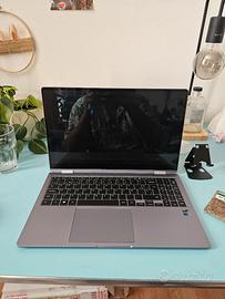 Samsung Galaxy Book 4 360, 15,6, 8 GB RAM, 512 SSD