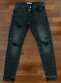 Jeans uomo strappati on sale zara