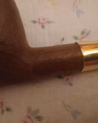 pipa con fascia d'oro 