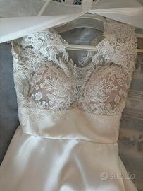 Abito da sposa nuovo in Mikado