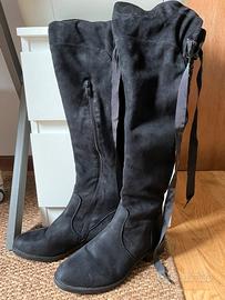 Stivali sopra il ginocchio scamosciati neri