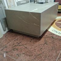 tavolino da salotto moderno in gres porcellanato