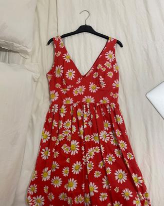 Vestito rosso a palloncino di Rinascimento