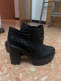 stivaletti con brillantini