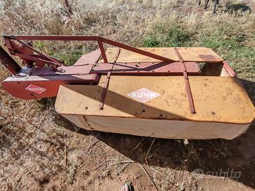  Rotofalce Kuhn.  e   voltafieno Galfre. € 1800