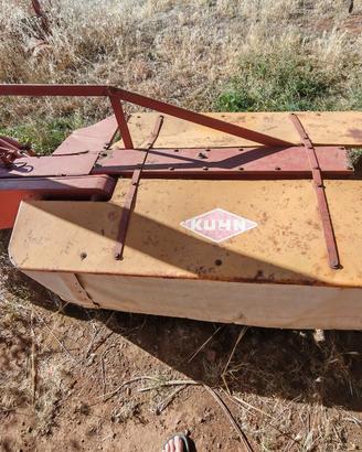  Rotofalce Kuhn.  e   voltafieno Galfre. € 1800