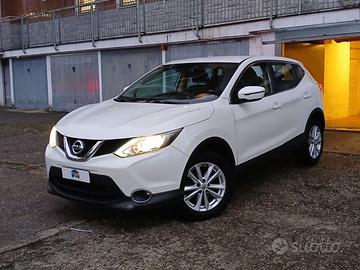 NISSAN Qashqai 1.6 dCi 2WD N-Vision - EURO 6B