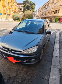 Peugeout 206