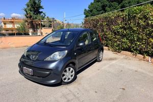 Peugeot 107 1.0 68CV 5p. Desir AUTOMATICA