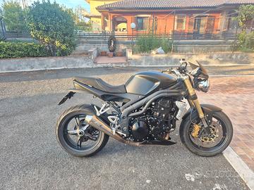  SPEED TRIPLE 1050