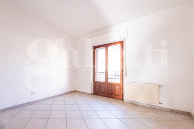 Pirri C/O Riva Villasanta 2º piano 75 mq P.Auto