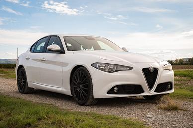 ALFA ROMEO Giulia (2016) - 2018