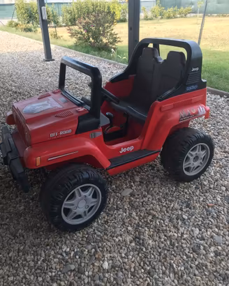 Jeep giocattolo per bambini
