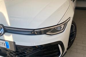 Golf R line