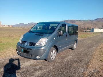 Renault trafic 2.0 dci 115