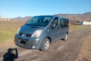 Renault trafic 2.0 dci 115