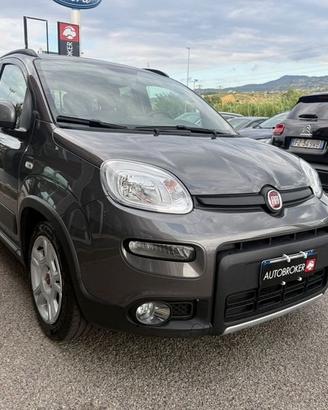 FIAT Panda 1.0 FireFly 70cv S&S Hybrid city life