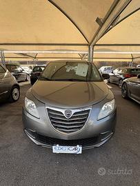 Lancia Ypsilon 5 Porte Ypsilon 1.2 8v Silver c/cli