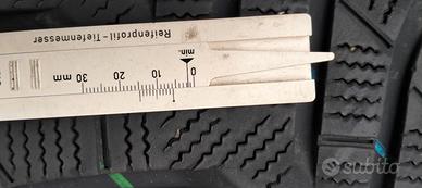 Due gomme invernali 205/55/16