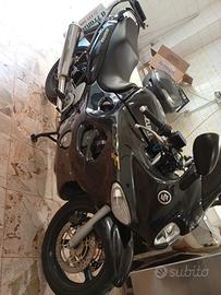 moto Suzuki gsx 750f