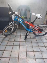 bicicletta mountain bike da ragazzo