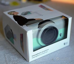 Smartphone projector - proiettore per telefonino